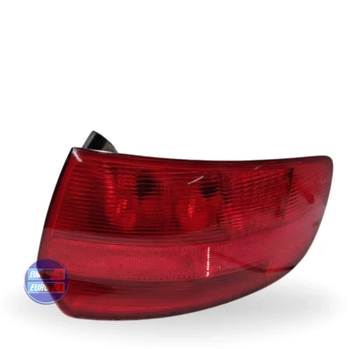 STOP RH PARA AUDI A3 2004-2008 (8P4945096E)