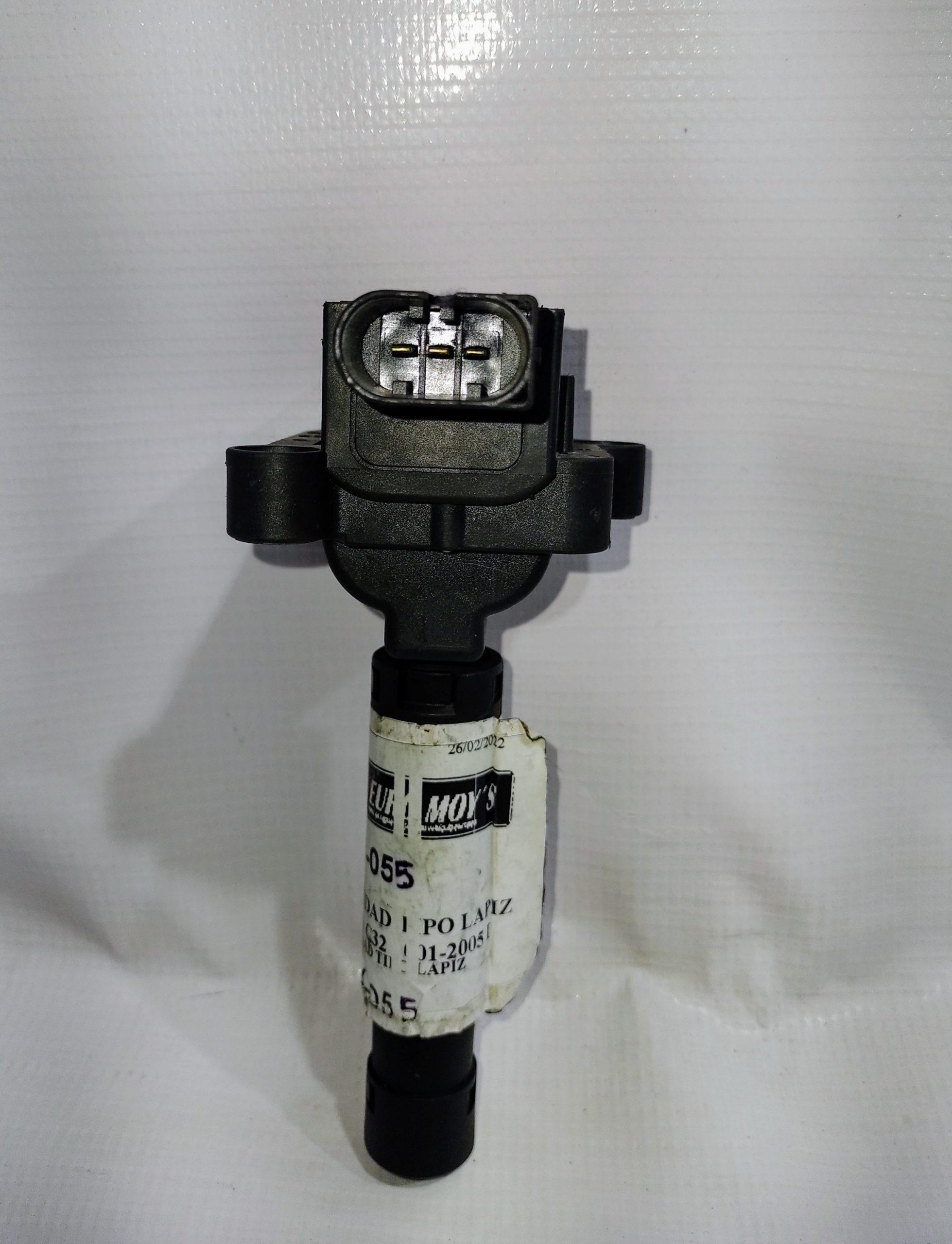 BOBINA DE ARRANQUE TIPO LAPIZ PARA MERCEDES BENZ (2001-2005) 40100053 1 BOBINA DE ARRANQUE TIPO LAPIZ PARA
MERCEDES BENZ (2001-2005) 40100053