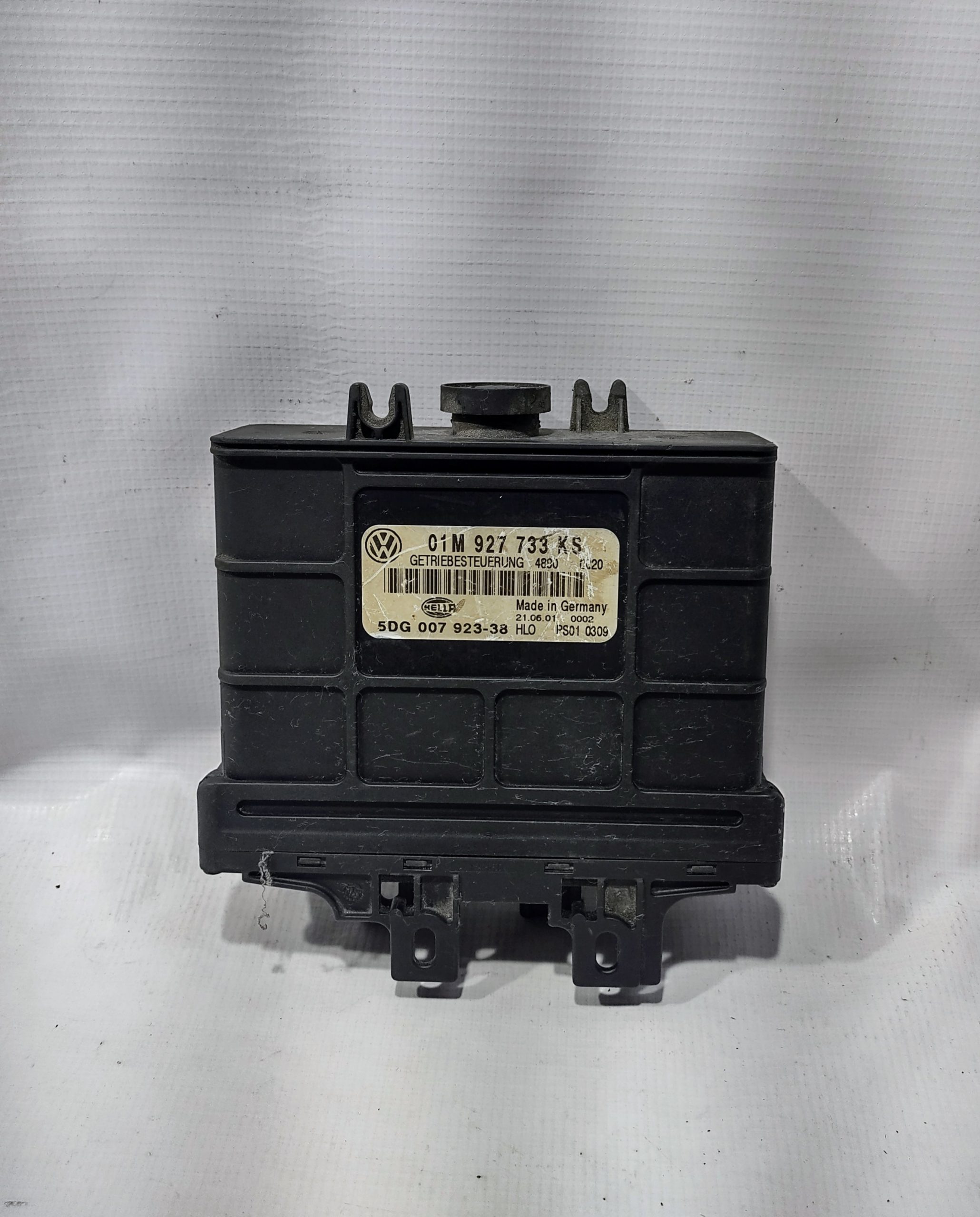 COMPUTADORA DE INYECCION PARA VOLKSWAGEN (2002-2006) 1 COMPUTADORA DE INYECCION PARA VOLKSWAGEN
(2002-2006)