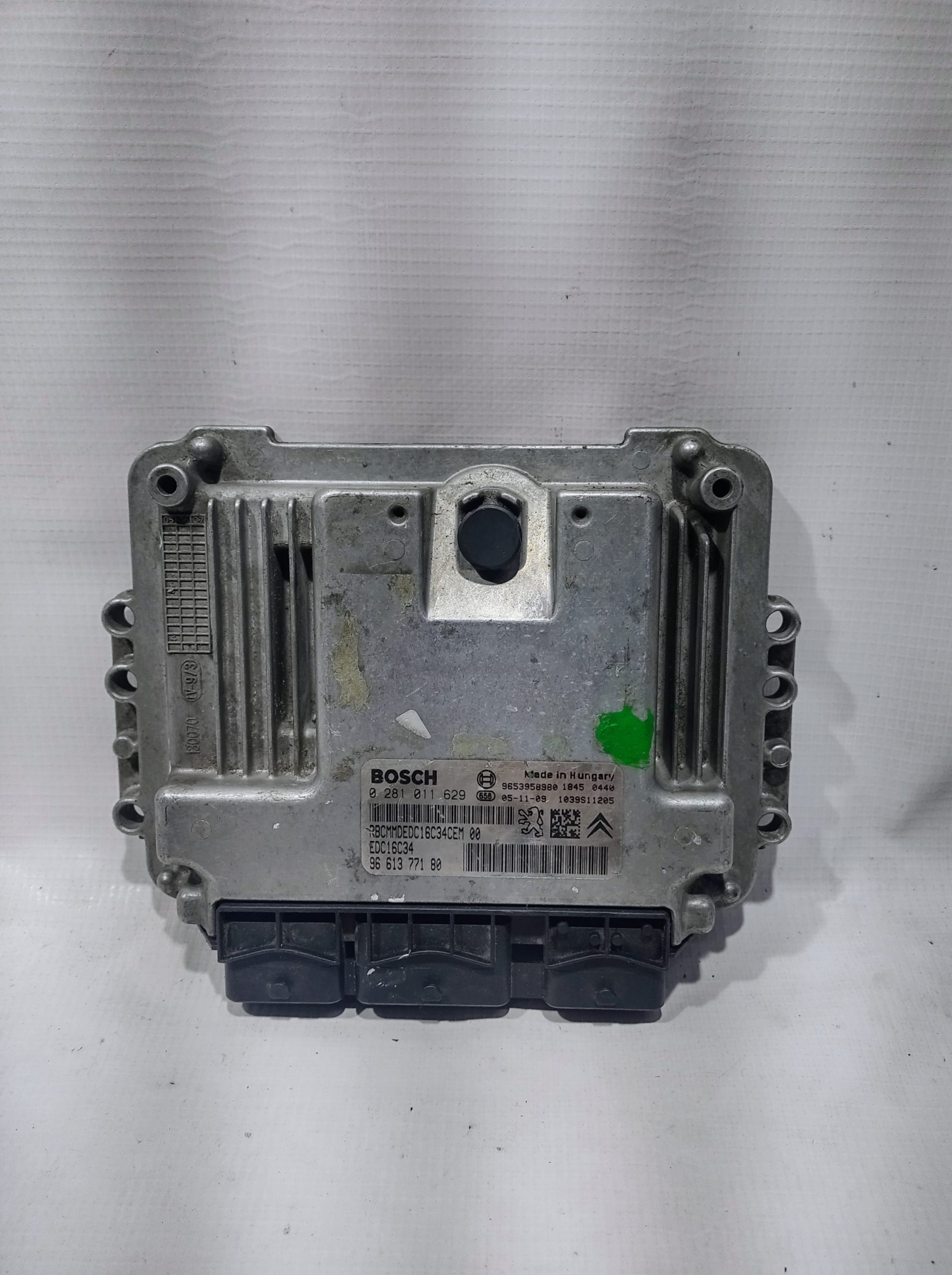 COMPUTADORA DE INYECCION PARA PEUGEOT (2006-2010) 281011629 1 COMPUTADORA DE INYECCION PARA PEUGEOT
(2006-2010) 281011629