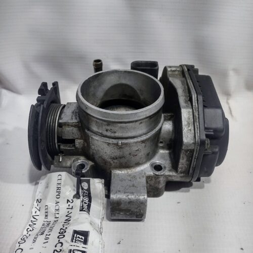 CUERPO DE ACELERACION 2.0 VOLKSWAGEN A3
  JETTA 1993-1998 037133064J