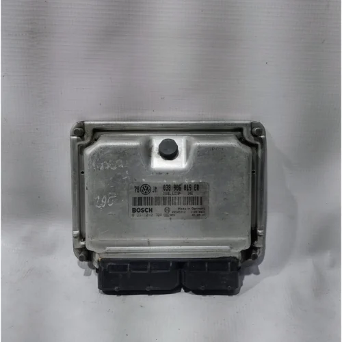 COMPUTADORA DE INYECCION PARA VOLKSWAGEN
(2000-2001) 038906019ER 
