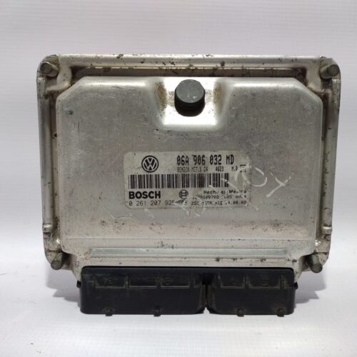 COMPUTADORA DE INYECCION PARA VOLKSWAGEN
(1999-2005) 06A906032MD 