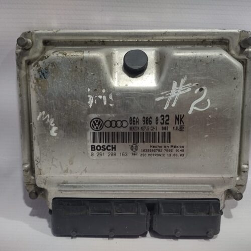 COMPUTADORA DE INYECCION PARA VOLKSWAGEN
(1999-2005) 06A906032NK 