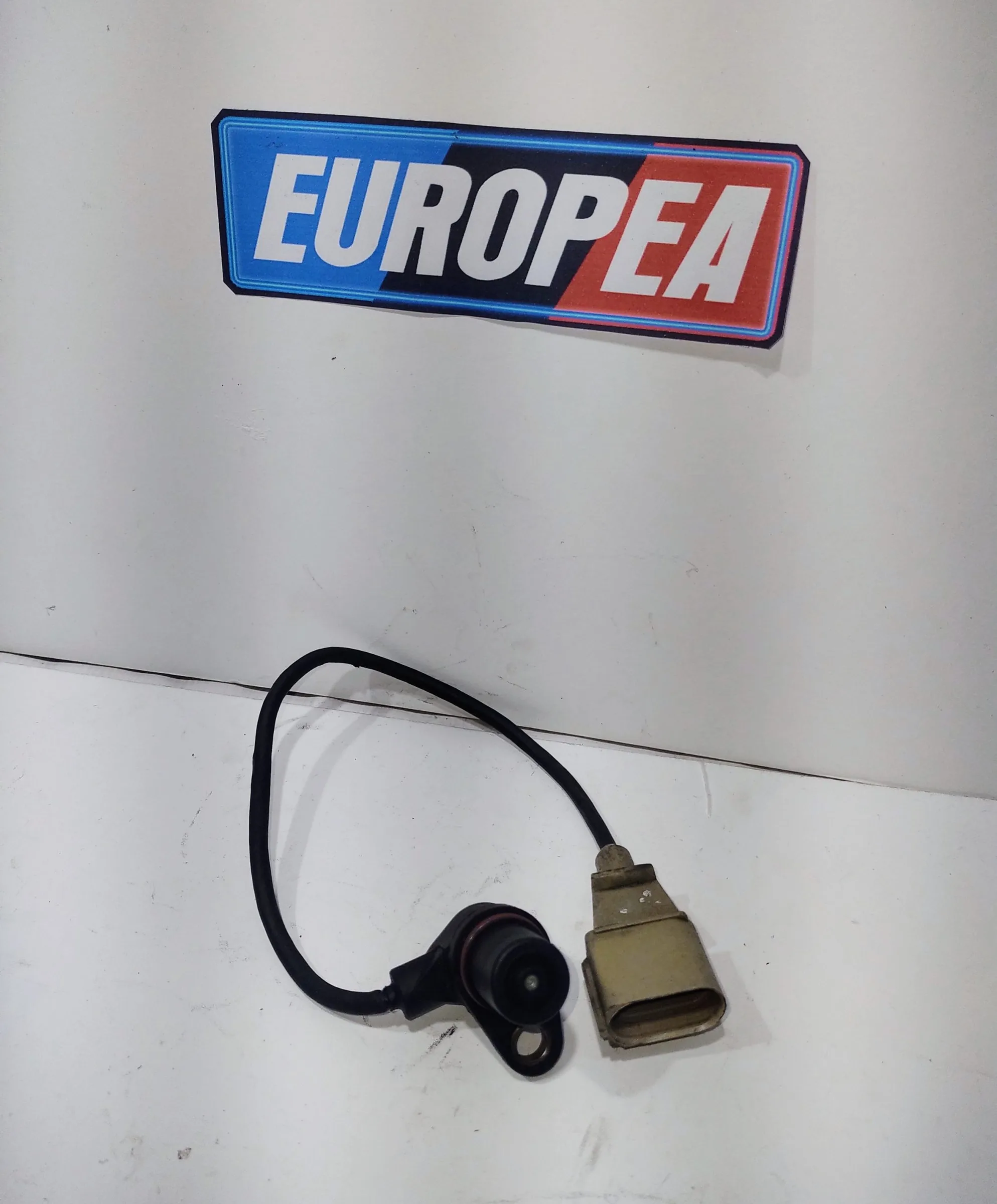 SENSOR DE CUGUEÑAL DE CABLE CORTO PARA VOLKSWAGEN (2000-2005) 06A906433K 1 SENSOR DE CUGUEÑAL DE CABLE CORTO PARA
VOLKSWAGEN (2000-2005) 06A906433K