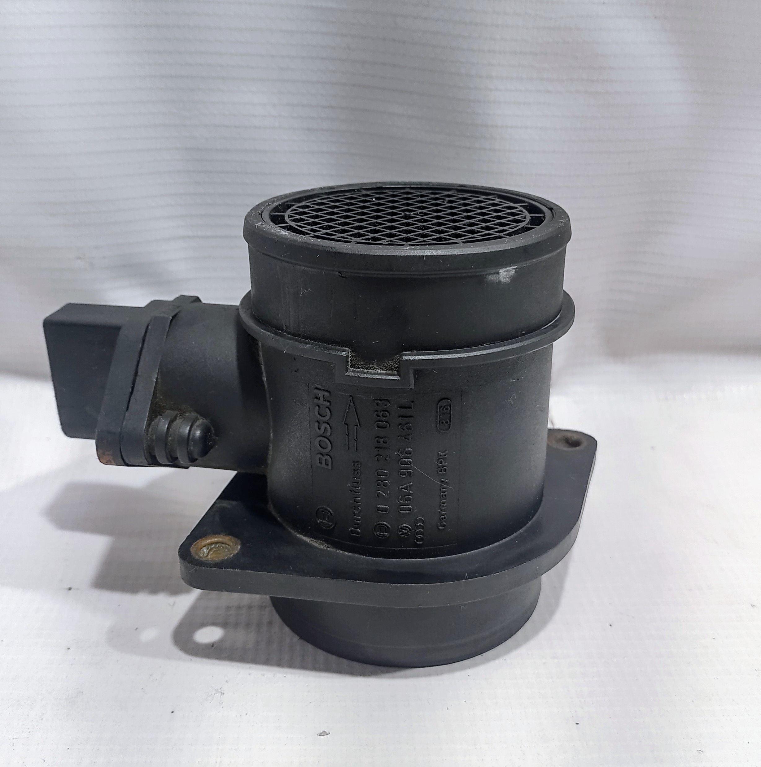 MEDIDOR FLUJO DE AIRE PARA AUDI (1997-2005) 06A906461L 1 MEDIDOR FLUJO DE AIRE PARA AUDI
(1997-2005) 06A906461L