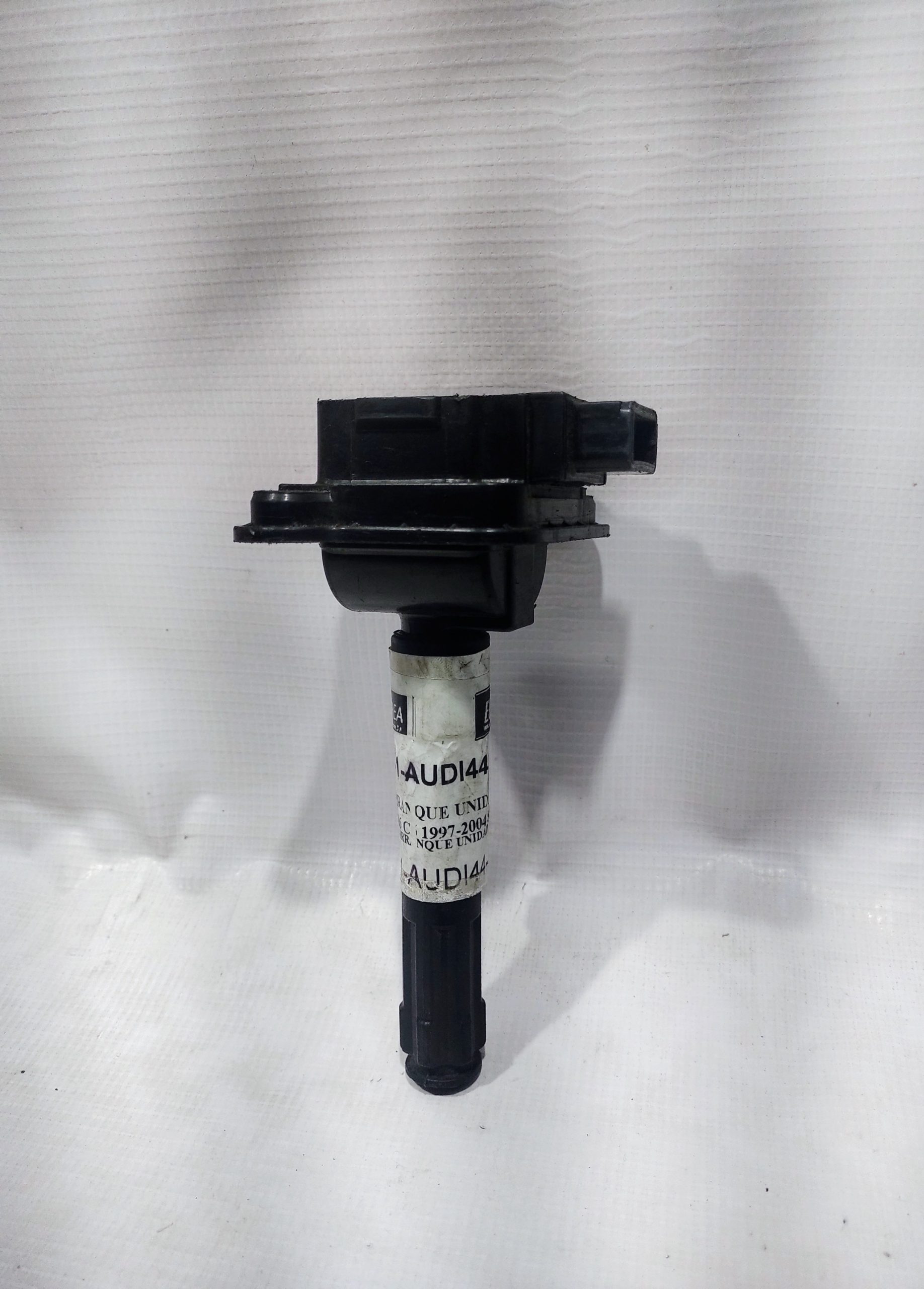 BOBINA DE ARRANQUE TIPO LAPIZ PARA AUDI (1997-2004) 06D905115D 1 BOBINA DE ARRANQUE TIPO LAPIZ PARA AUDI
(1997-2004) 06D905115D