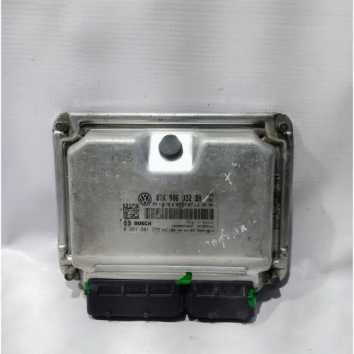COMPUTADORA DE INYECCION PARA VOLKSWAGEN
(2005-2010) 07K906032BH 