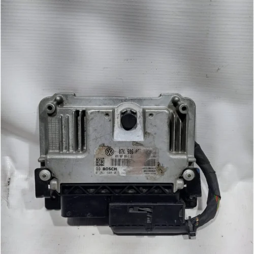 COMPUTADORA DE INYECCION PARA VOLKSWAGEN
(2005-2010) 07K906055DD 