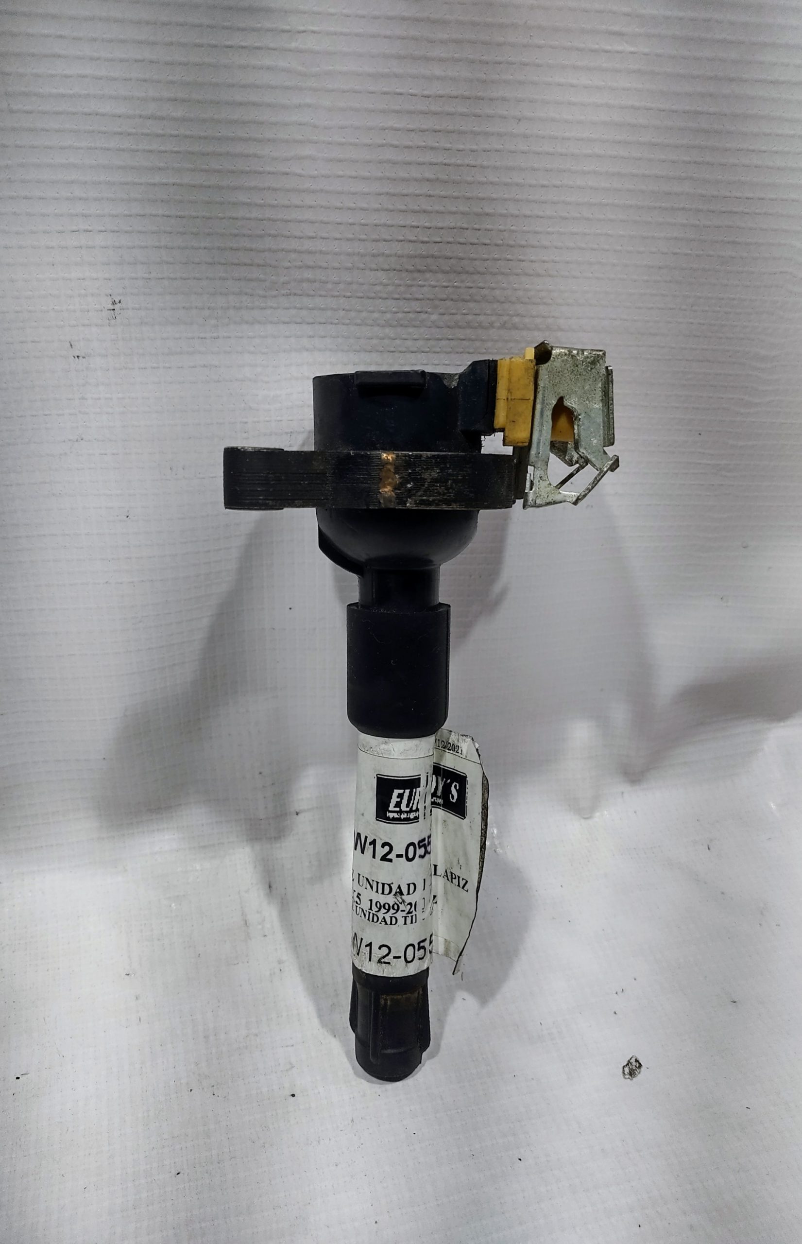 BOBINA ARRANQUE TIPO LAPIZ PARA BMW (1999-2005) 1712219 1 BOBINA ARRANQUE TIPO LAPIZ PARA BMW
(1999-2005) 1712219