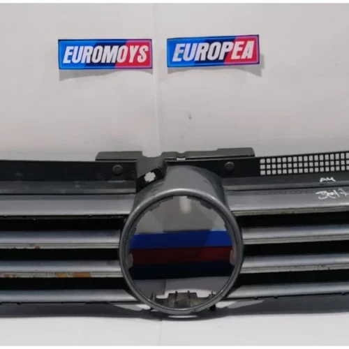 PERSIANA FRONTAL PARA VOLKSWAGEN
(1999-2004) 1J5853655C 