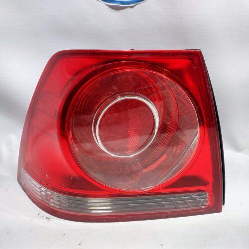 STOP DE FALDON IZQUIERDA PARA VOLKSWAGEN
  (2005-2010)  