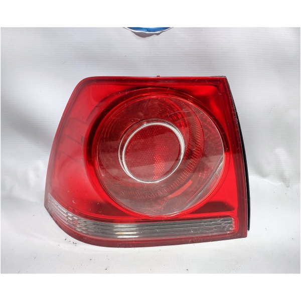 STOP DE FALDON IZQUIERDA PARA VOLKSWAGEN
  (2005-2010)  