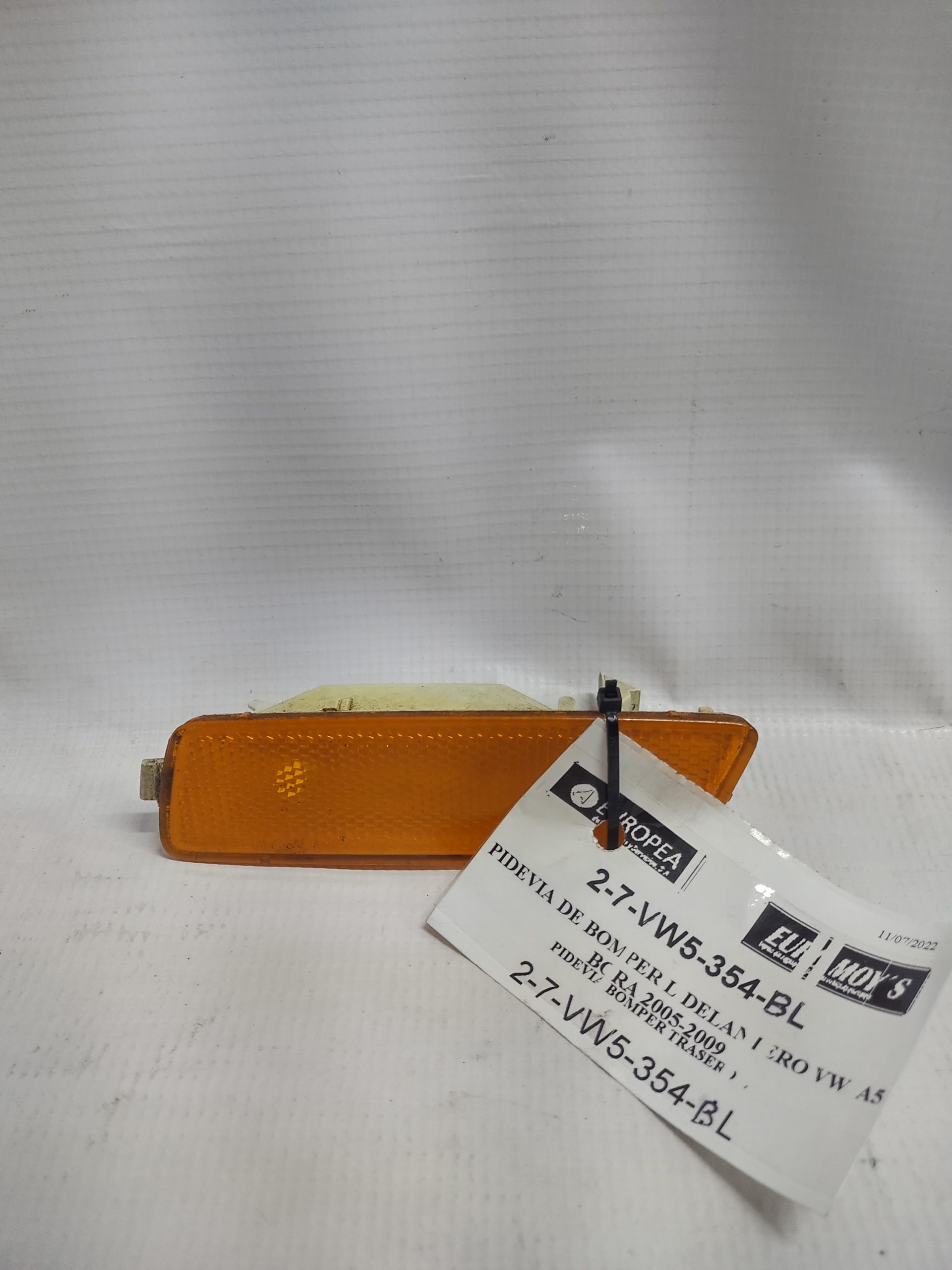 PIDEVIA DE BOMPER IZQUIERDO DELANTERO PARA VOLKSWAGEN (2005-2009) 1K5945071A 1 PIDEVIA DE BOMPER IZQUIERDO DELANTERO
PARA VOLKSWAGEN (2005-2009) 1K5945071A