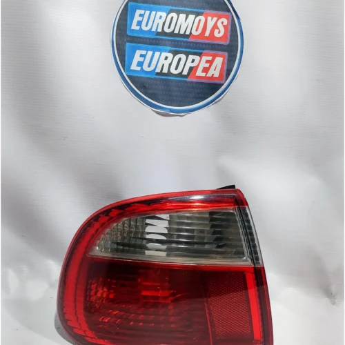 STOP IZQUIERDO PARA SEAT (1999-2009)
1M5945095B 