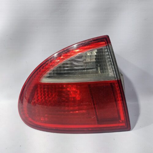 STOP IZQUIERDO PARA
SEAT (2001-2005) 1M6945111