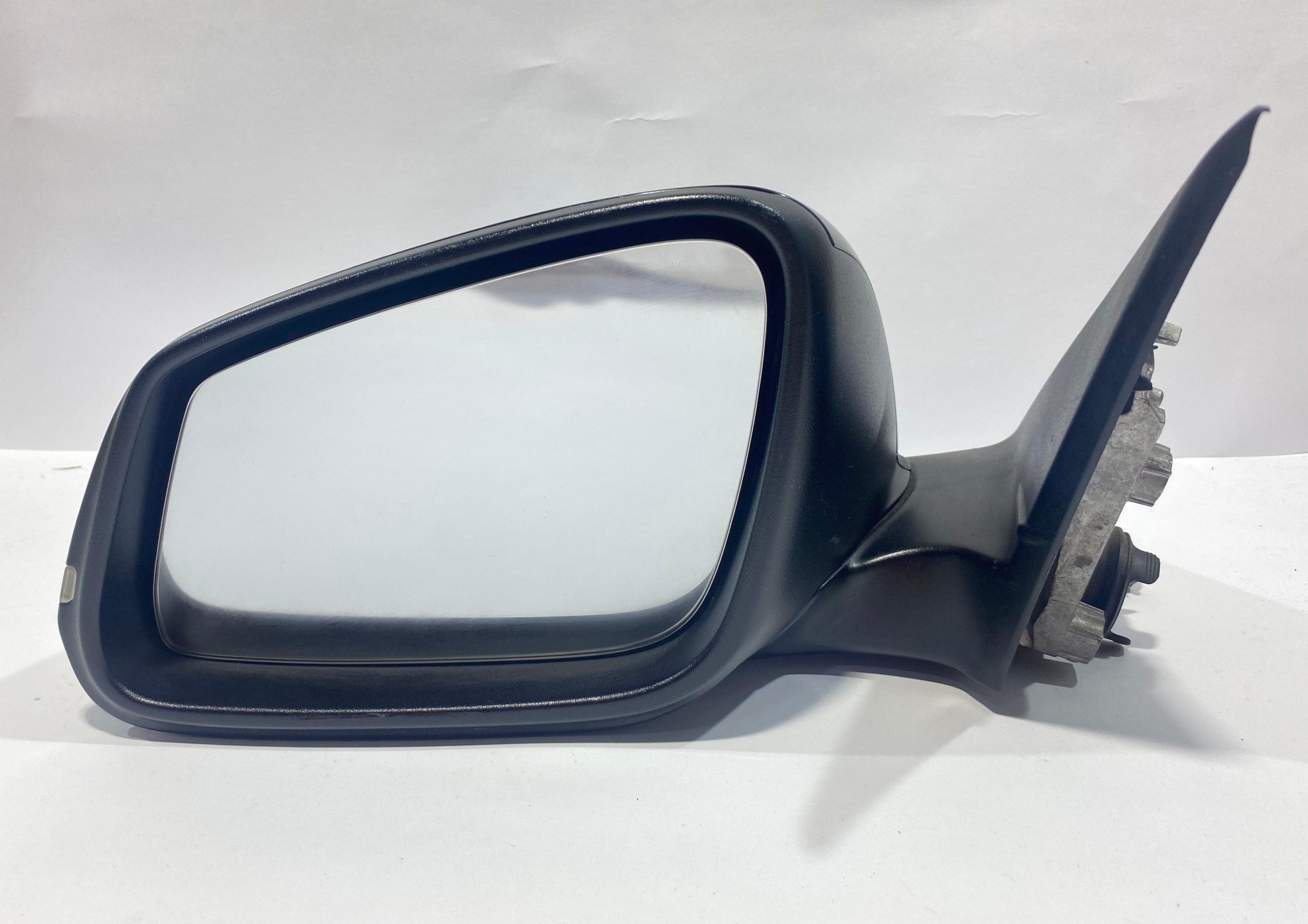 RETROVISOR CON PIDEVIAS IZQUIERDO PARA BMW (2009-2014) 20772001  1 RETROVISOR CON PIDEVIAS IZQUIERDO PARA
BMW (2009-2014) 20772001