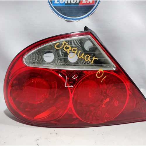 STOP DE FALDON IZQUIERDO PARA JAGUAR
(2001-2006) 2VP23603801 