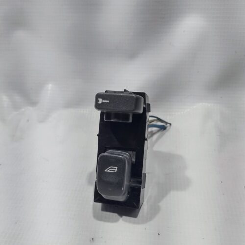 MANDO DE VIDRIOS DELANTEROS PARA VOLVO
(2000-2004) 30638703 