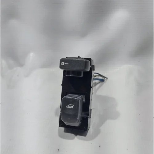 MANDO DE VIDRIOS DELANTEROS PARA VOLVO
(2000-2004) 30638703 