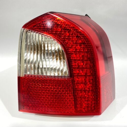 STOP DE FALDON DERECHO PARA VOLVO  (2007-2011) 30698984 