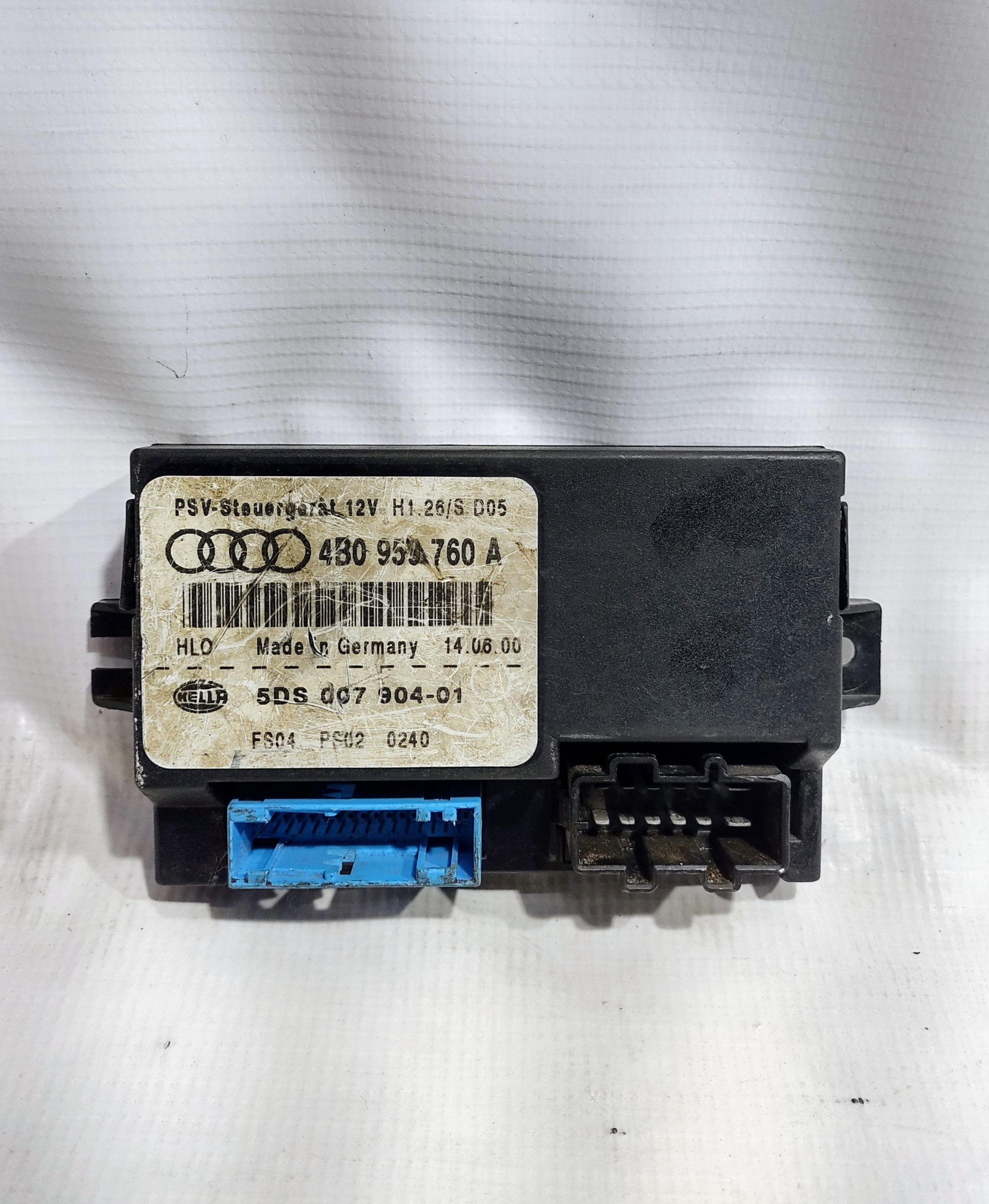 MODULO DE MEMORIA PARA AUDI (2000-2004) 4B0959760A 1 MODULO DE MEMORIA PARA AUDI (2000-2004)
4B0959760A