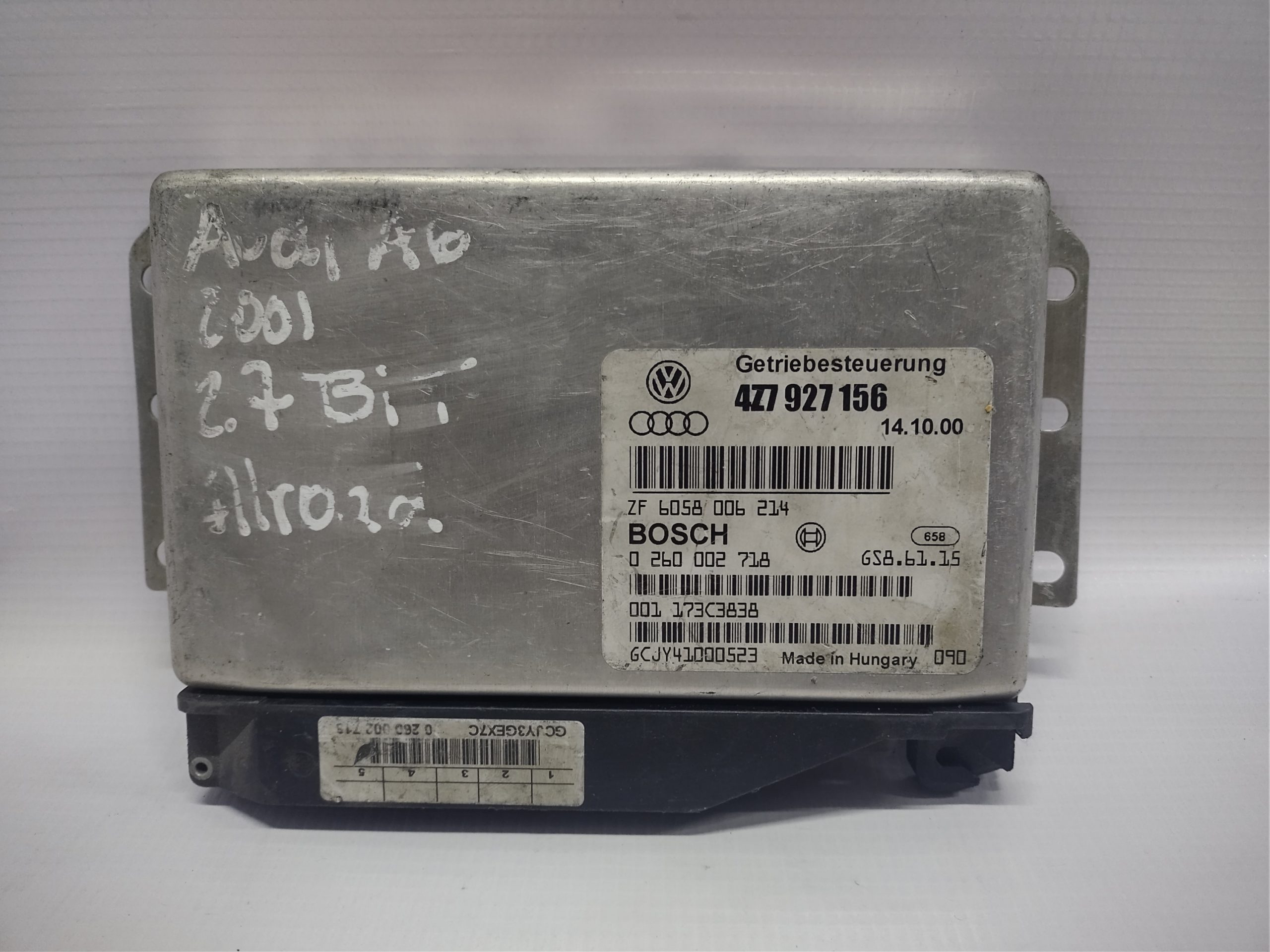 COMPUTADORA DE CAJA AUTOMATICA PARA AUDI (1999-2005) 4Z7927156 1 COMPUTADORA DE CAJA AUTOMATICA PARA AUDI
(1999-2005) 4Z7927156