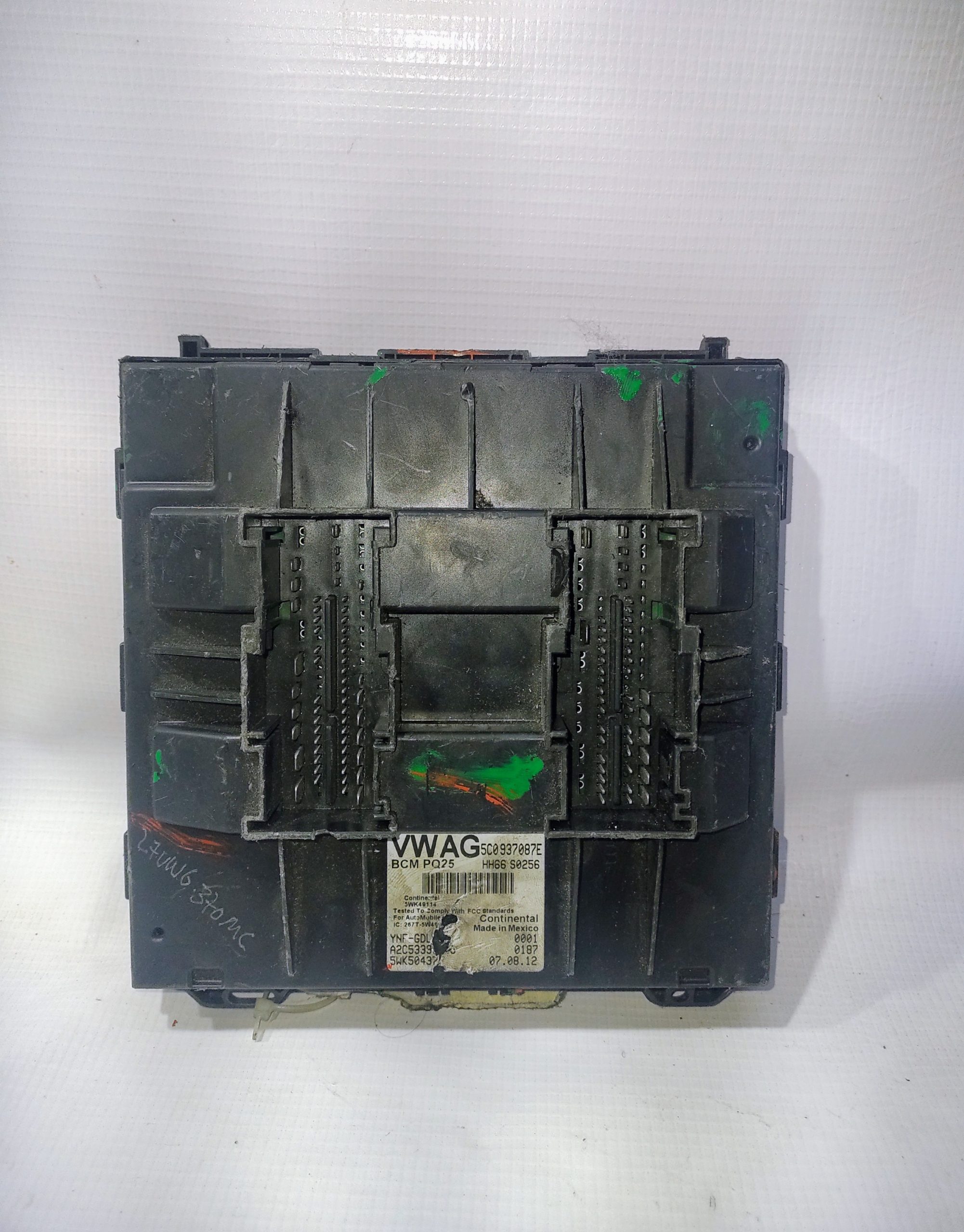 MODULO CONFORT PARA VOLKSWAGEN (2010-2013) 5C0937087E 1 MODULO CONFORT PARA VOLKSWAGEN
(2010-2013) 5C0937087E