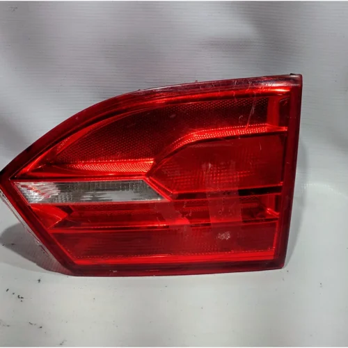 STOP BAUL DERECHO PARA VOLKSWAGEN
(2010-2013) 5C6945094 