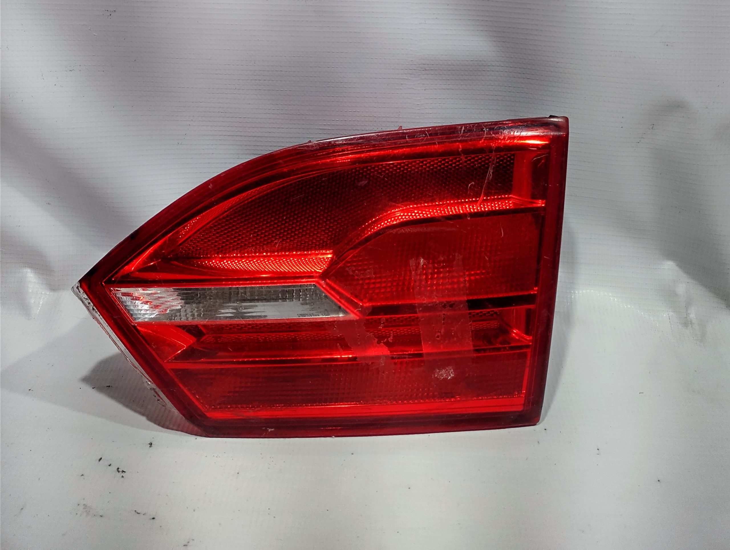 STOP BAUL DERECHO PARA VOLKSWAGEN (2010-2013) 5C6945094 1 STOP BAUL DERECHO PARA VOLKSWAGEN
(2010-2013) 5C6945094