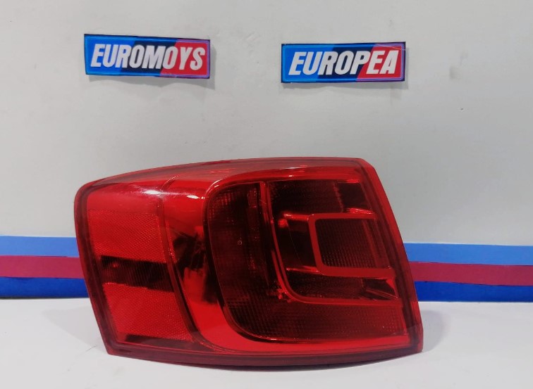 STOP IZQUIERDO PARA VOLKSWAGEN (2010-2014) 5C6945095D  1 STOP IZQUIERDO PARA VOLKSWAGEN
(2010-2014) 5C6945095D