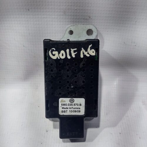 AMPLIFICADOR DE ANTENA PARA VOLKSWAGEN
(2010-2013) 5M0035570B