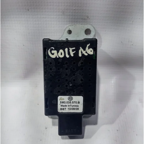 AMPLIFICADOR DE ANTENA PARA VOLKSWAGEN
(2010-2013) 5M0035570B 