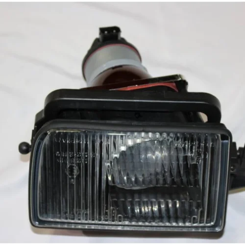 NEBLINERA DERECHA PARA BMW E34
520/523/525 63178360942