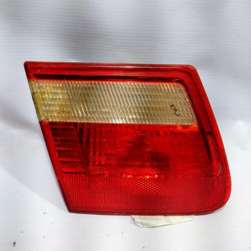 STOP BAUL IZQUIERDO PARA BMW (1998-2002)
  63218368759 