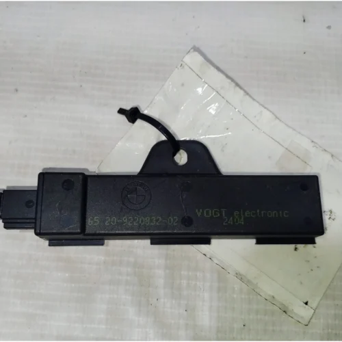 MODULO AMPLIFICADOR ANTENA BMW F30
2011-2015 65209220832