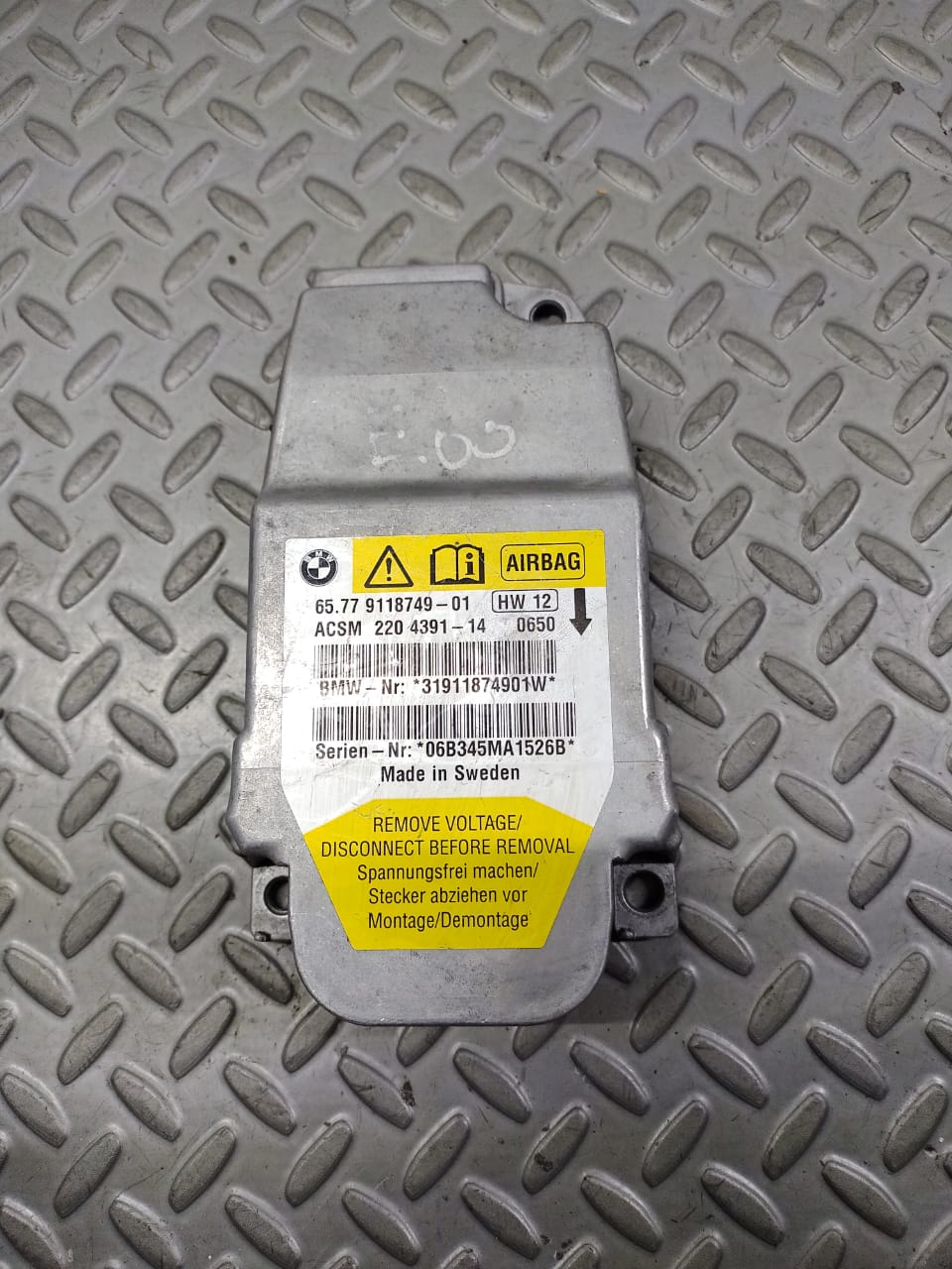 COMPUTADORA DE BOLSA DE AIRE PARA BMW (2004-2010) 6577911874901 1 COMPUTADORA DE BOLSA DE AIRE PARA BMW
(2004-2010) 6577911874901