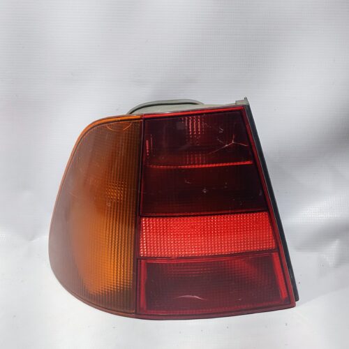STOP IZQUIERDO TIPO B PARA VOLKSWAGEN
  (2000-2002) 69906690 