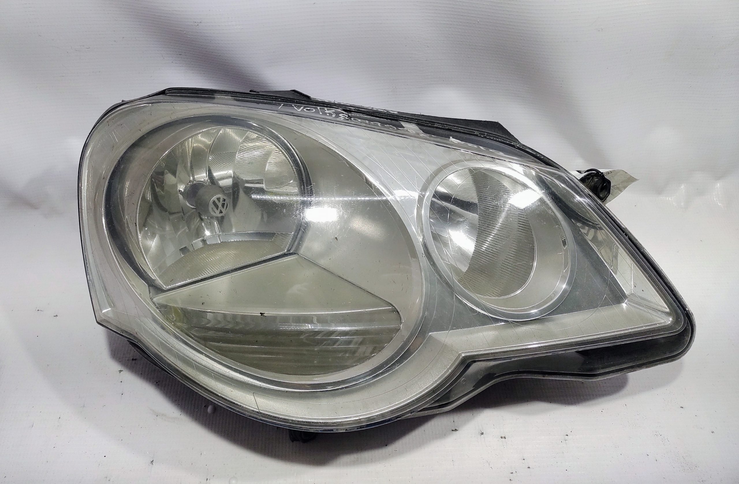 FARO DERECHO TIPO B PARA VOLKSWAGEN (2008-2010) 6Q1941008AR 1 FARO DERECHO TIPO B PARA VOLKSWAGEN
(2008-2010) 6Q1941008AR