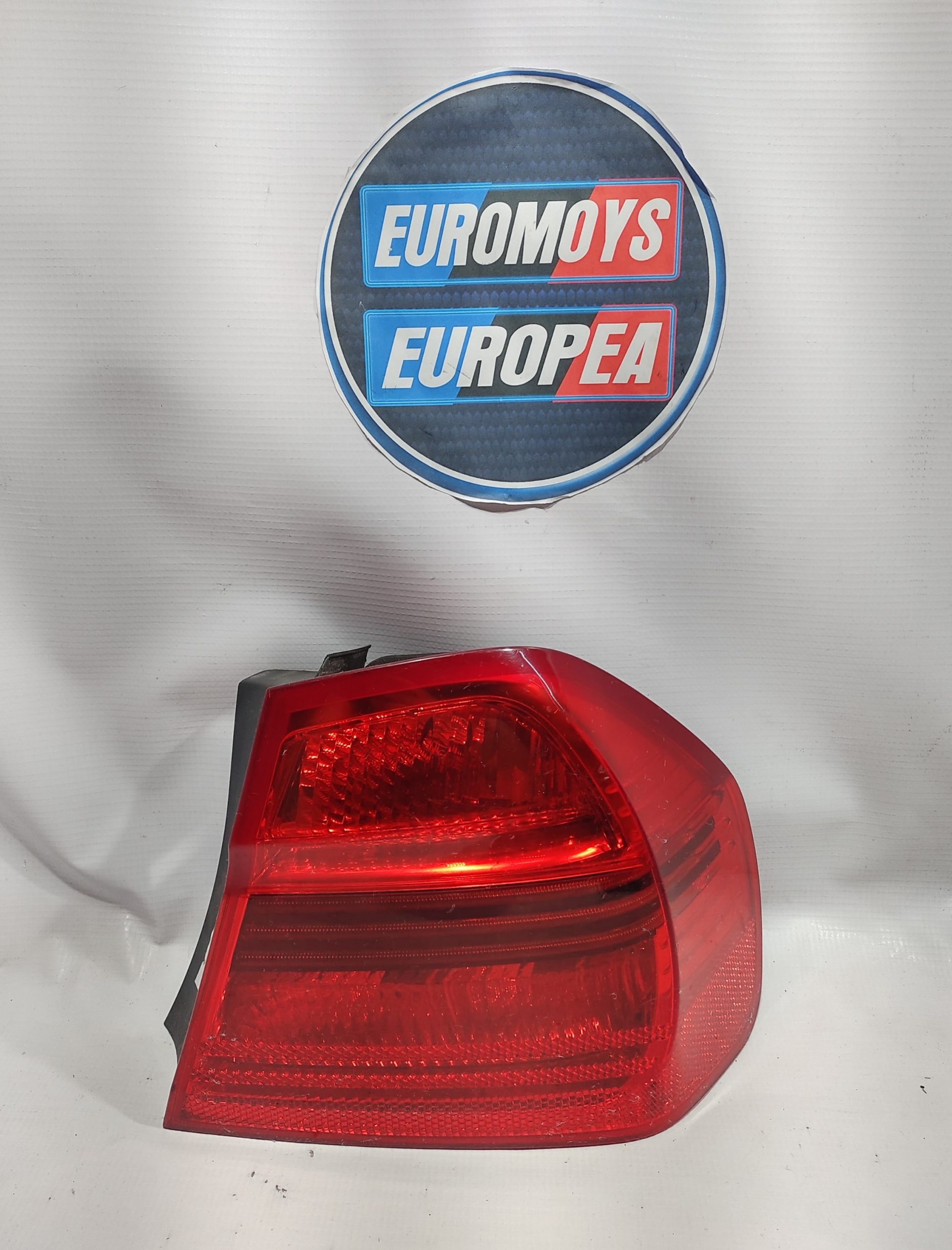 STOP DE FALDON DERECHO PARA BMW (2006-2010) 7161956 1 STOP DE FALDON DERECHO PARA BMW
(2006-2010) 7161956