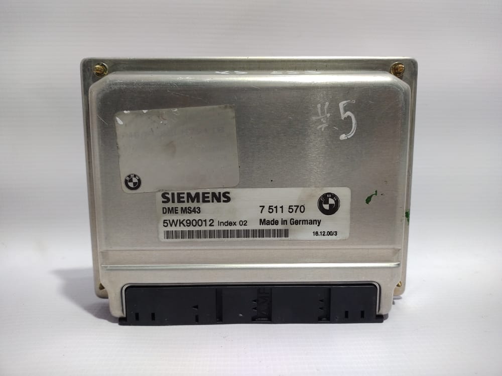 COMPUTADORA DE INYECCION PARA BMW (2004-2006) 7512197 1 COMPUTADORA DE INYECCION PARA BMW
(2004-2006) 7512197