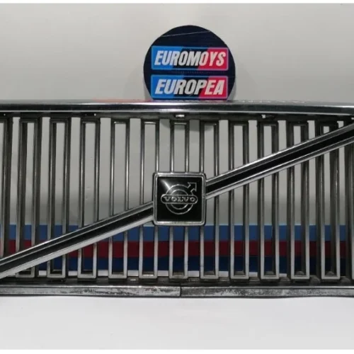PERSIANA FRONTAL PARA VOLVO (1984-1996)
81-655-2 