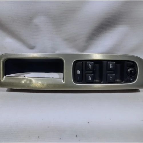 MANDO DE VIDRIOS ELECTRICOS PARA VOLVO
(2005-2010) 8679666 