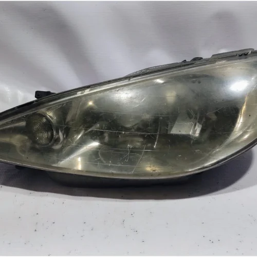 FARO IZQUIERDO PARA PEUGEOT (2001-2005)
89001771 