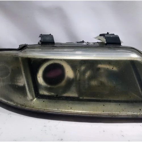 FARO DERECHO CON LUPA PARA AUDI
(1995-2001) 8D0941004AK 