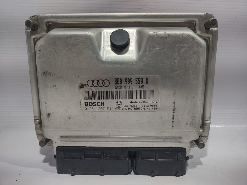 COMPUTADORA DE INYECCION PARA AUDI (2002-2005) 8E0909559D 1 COMPUTADORA DE INYECCION PARA AUDI
(2002-2005) 8E0909559D