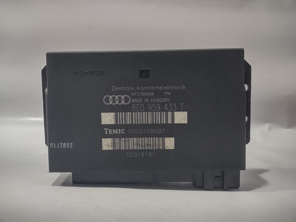 MODULO DE BLOQUEO CENTRAL PARA AUDI (2001-2005) 8E0959433T 1 MODULO DE BLOQUEO CENTRAL PARA AUDI
(2001-2005) 8E0959433T