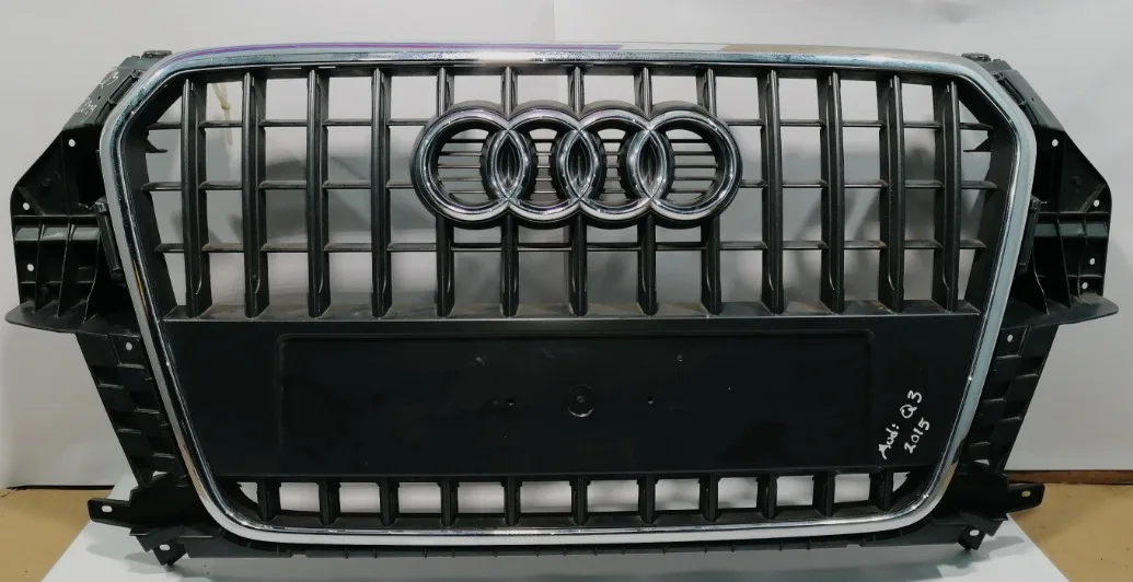 PERSIANA FRONTAL PARA AUDI (2011-2015) 5U0853651K 1 PERSIANA FRONTAL PARA AUDI (2011-2015)
5U0853651K