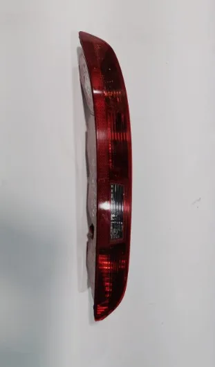 STOP IZQUIERDO DE BOMPER TRASERO AUDI Q3 2011-2014 8U0945095 1 STOP IZQUIERDO DE BOMPER TRASERO AUDI Q3
2011-2014 8U0945095
