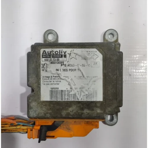 COMPUTADORA DE BOLSAS DE AIRE PARA
PEUGEOT (1998-2006) 9650136980 